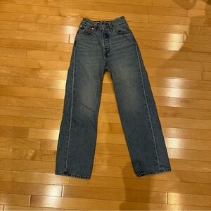 Levi's Ribcage Straight Ankle Jeans